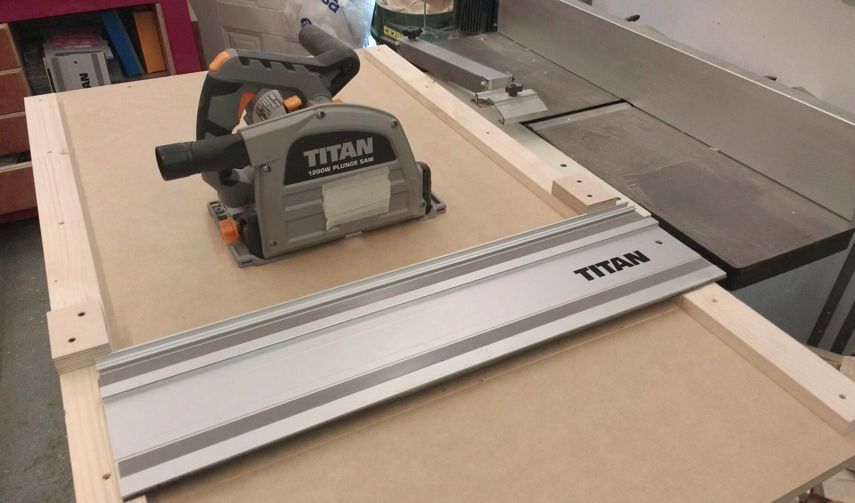 Best diy track online saw